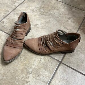 Free peoples sliced leather booties, size 7 (37)